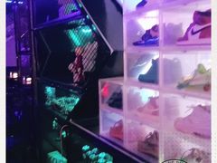 -UP嘻哈酒吧(粉巢店)