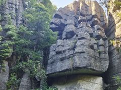 -梭布垭石林景区