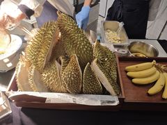 -飨食汇全日制餐厅·昆山皇冠假日酒店(九方店)