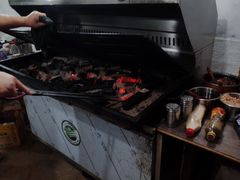 -巴五中胖娃烧烤