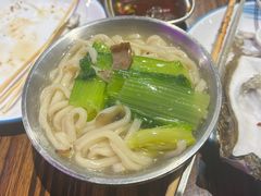 -蚝堡海鲜·威海菜·海肠捞饭·烧烤·亚洲吃蚝公司(幸福门店)