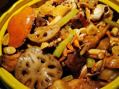 -多嘴超级肉蟹煲(欧亚卖场店)