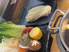 -呷哺呷哺 小火锅 (浦东新欧尚超市店)