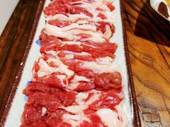 -毛辣果·贵州红酸汤牛肉火锅(西单店)