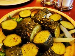 酸黄瓜-申德勒加油站西餐厅(日坛路总店)