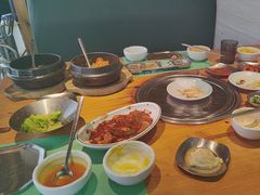 -唯成•韩国炭火烤肉 유성고기