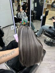 -奈川烫染Salon