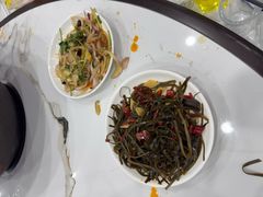 -丹水桥地锅鱼·翘嘴鲌·地方特色全鱼宴(丹江口大坝店)
