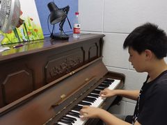 -The ONE 智能钢琴教室音乐恋琴吧·青岛市海玖玖艺术培训学校