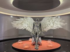 -涨巢·潮玩水疗局