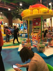 -哆啦爱梦儿童乐园(住邦城市广场店)