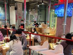 大堂-么肆烤肉·中式自助·烤肉大排档(街道口季佳PAI店)