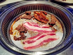 -佰烧海鲜烤肉火锅自助(世茂国际广场店)