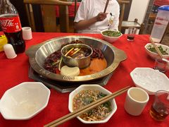 -山城年华老火锅(玉林店)