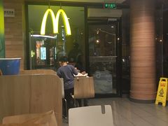 -麦当劳(虹梅路地铁站店)