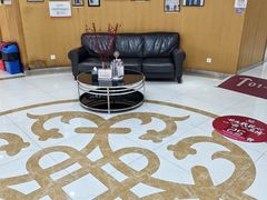 -雅悦齿科(顾村公园店)