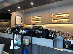 -瑞幸咖啡(杭州绿地中央店)