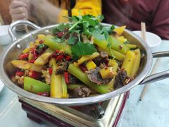 -乡土特色.冷锅鱼.牦牛肉汤锅