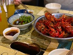 -琥珀老六龙虾(四里河店)