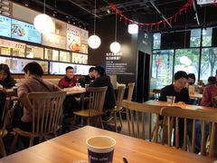 大堂-瑞幸咖啡(广东外经贸大厦店)