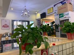 大堂-八两八金·莱芜特色炒鸡(市南漳浦路店)