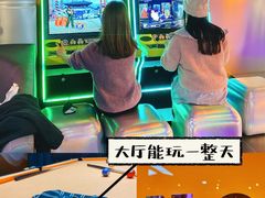 -梅龙镇广场