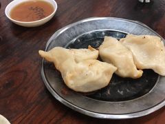 -黄阿姨锅贴大王(万航渡路店)