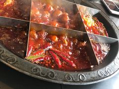 -疯狂的筷子老灶九宫格火锅
