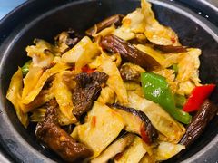 -缘生态云南菜·野生菌庭院餐厅(华侨城店)