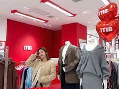 -万达广场(南昌红谷滩店)