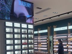-LensCrafters亮视点(东方新天地店)