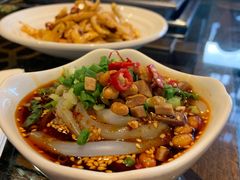 -张大胡子鱼头火锅酒楼(长益路店)