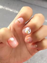 -小四撸猫美甲咖
