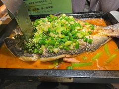 -夯鱼烤鱼·尔滨地标美食(中央商场店)