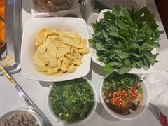 -海底捞火锅(长宁路龙之梦店)