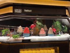 -钱小奴海鲜自助黑金店(杭州滨江龙湖店)