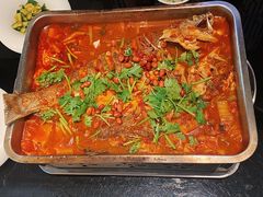 特色烤草鱼-蓝海大饭店·渔歌舫(黄岛店)