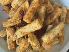 -95号酱骨·一块豆腐(展春园西路店)