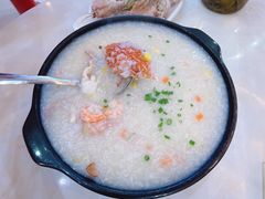 -覃记海鲜美食餐厅