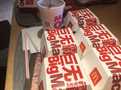 -麦当劳(新王府井店)