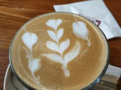 -初见咖啡(青大路店)