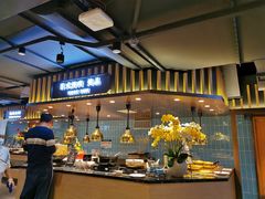 自助取餐区-淡尾·海鲜自助概念餐厅(虹桥南丰城店)