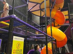 -Tenker Club弹刻极限主题公园 · 蹦床 · 团建 · 生日派对(大关店)