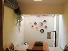-小草屋轰趴馆别墅派对新场团建家庭聚会