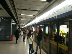 -白云公园(地铁站)