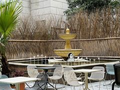 -潮一不贰·法式甜品·生日蛋糕·西式简餐(外滩店)