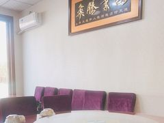 包厢-北京龙庆四季香农家饭庄·灶台鱼·碳烤虹鳟鱼(龙庆峡店)