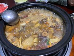 -菌之家·专业纯野生菌火锅·特色炒菌