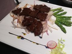 -蓝鲸(国浩路店)