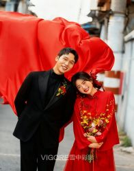 -雪中彩影婚纱摄影·微光艺术中心